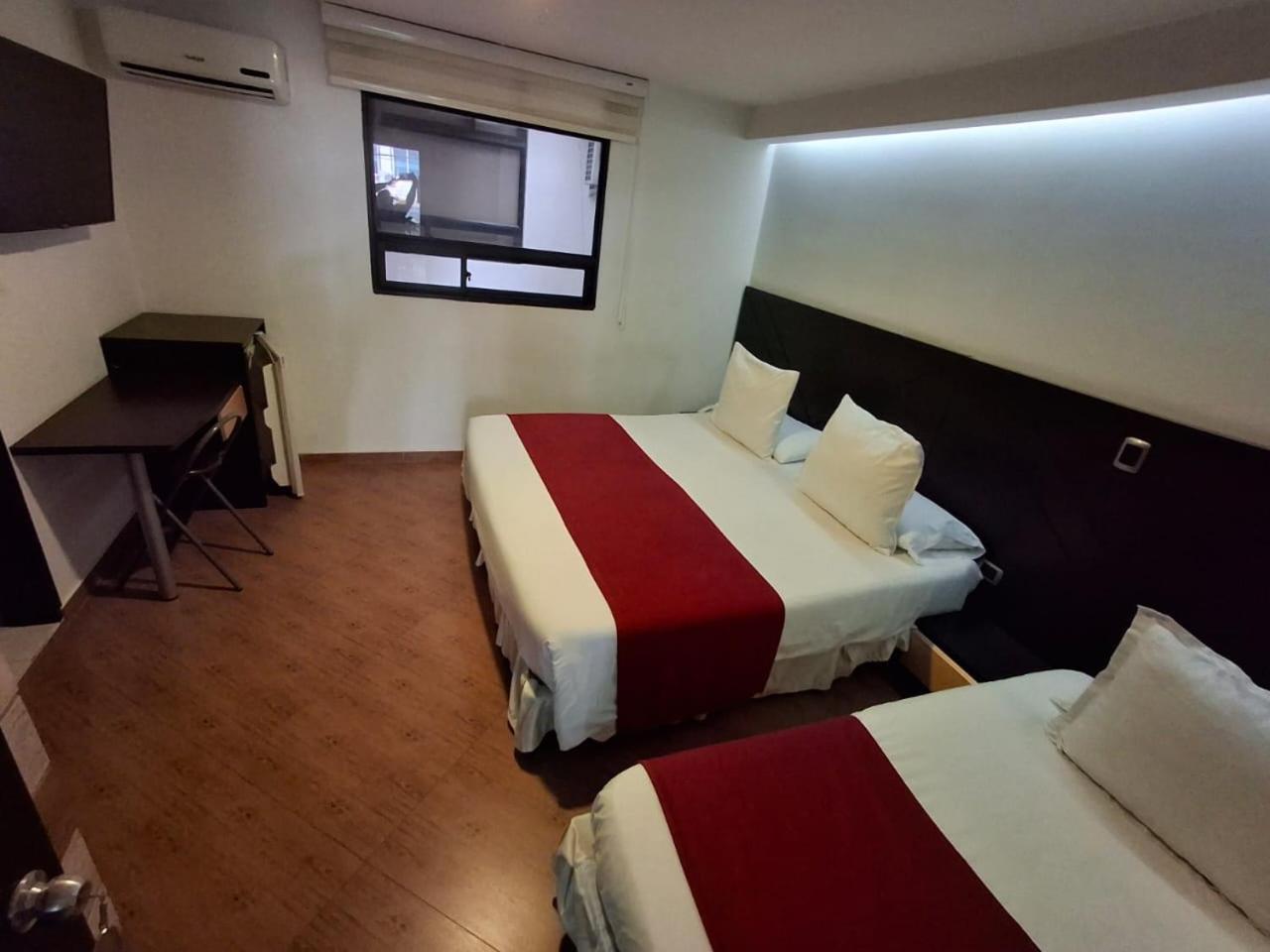 בוקארמנגה Hotel Leon Dorado מראה חיצוני תמונה