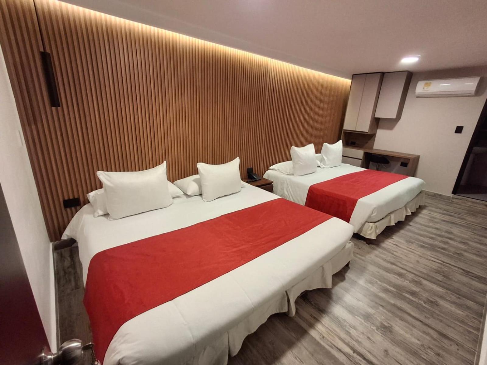בוקארמנגה Hotel Leon Dorado מראה חיצוני תמונה